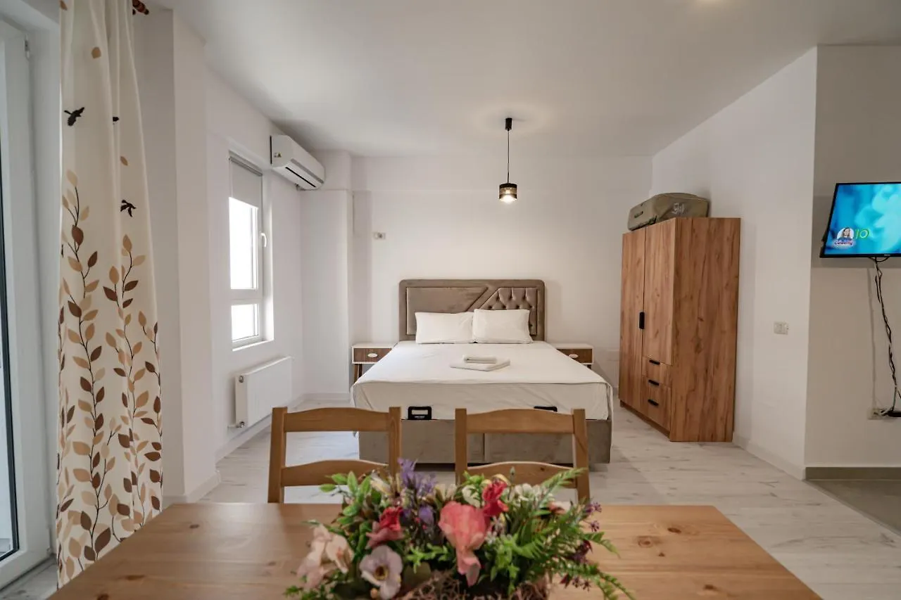 Studio De Lux Nou Aproape De Centrul Orasului Daire Bükreş Romanya